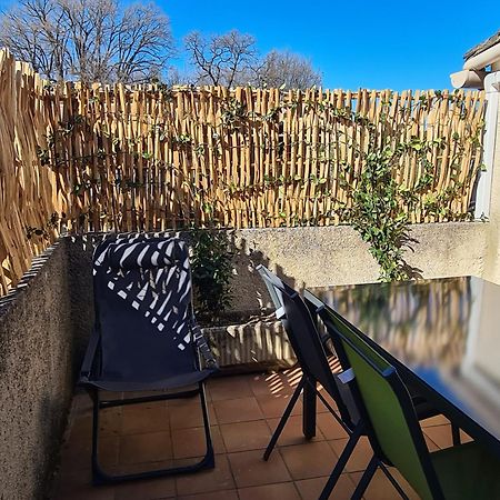 Les Oliviers Apartamento Ansouis Exterior foto