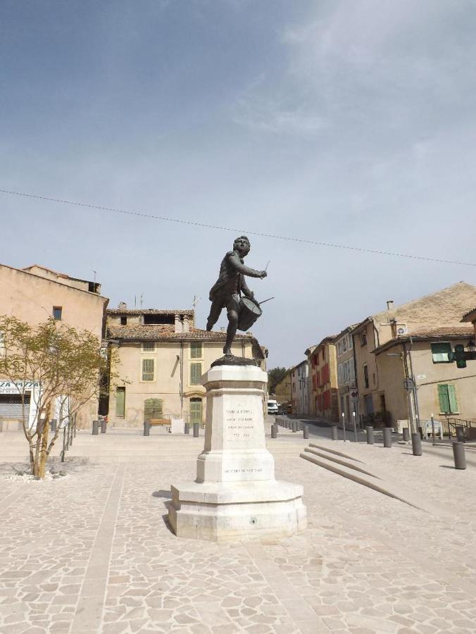 Les Oliviers Apartamento Ansouis Exterior foto