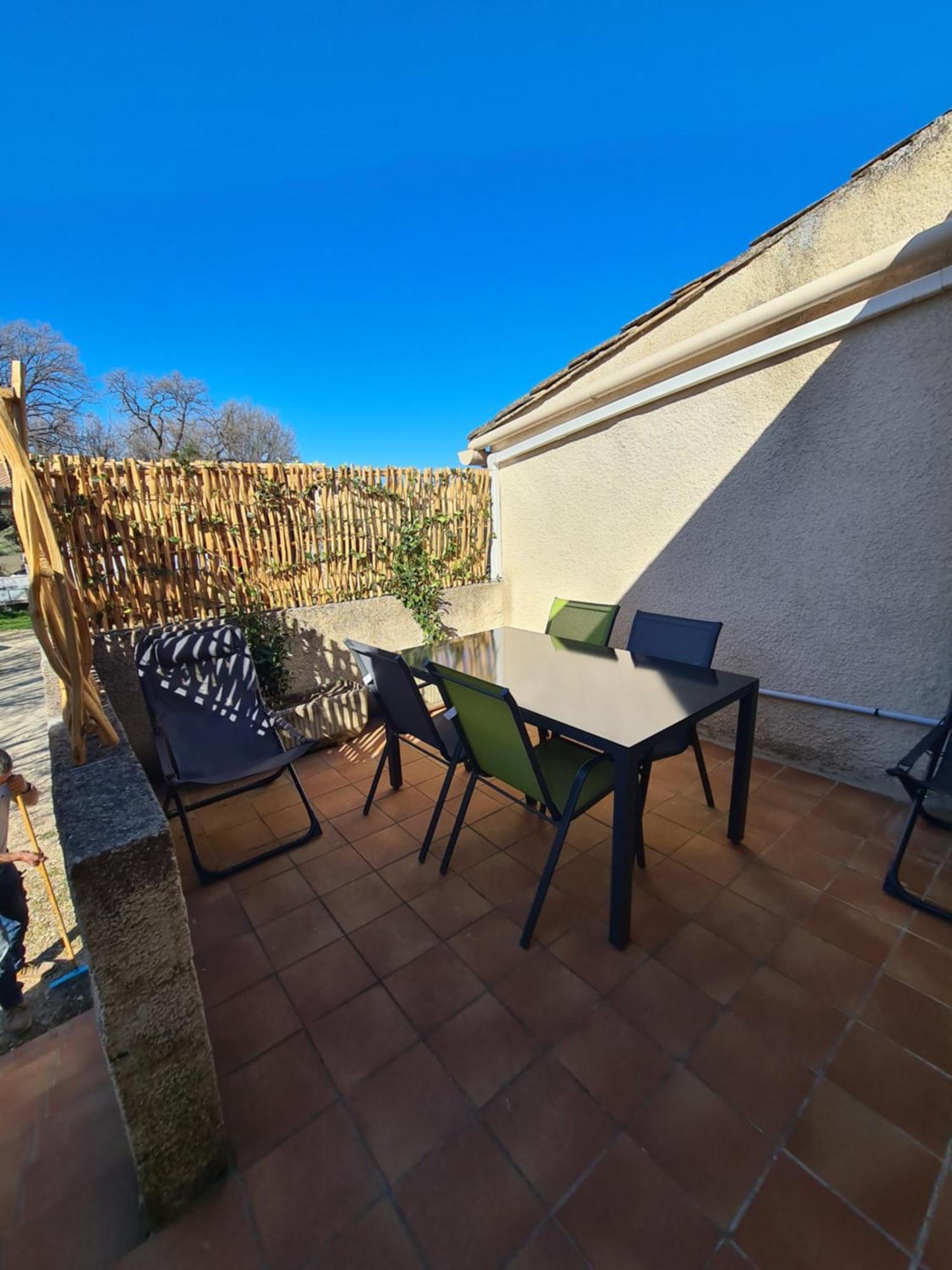 Les Oliviers Apartamento Ansouis Exterior foto